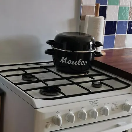 Ferienhaus La Petite Maison A Charming, Peaceful In The Countryside Argentonnay